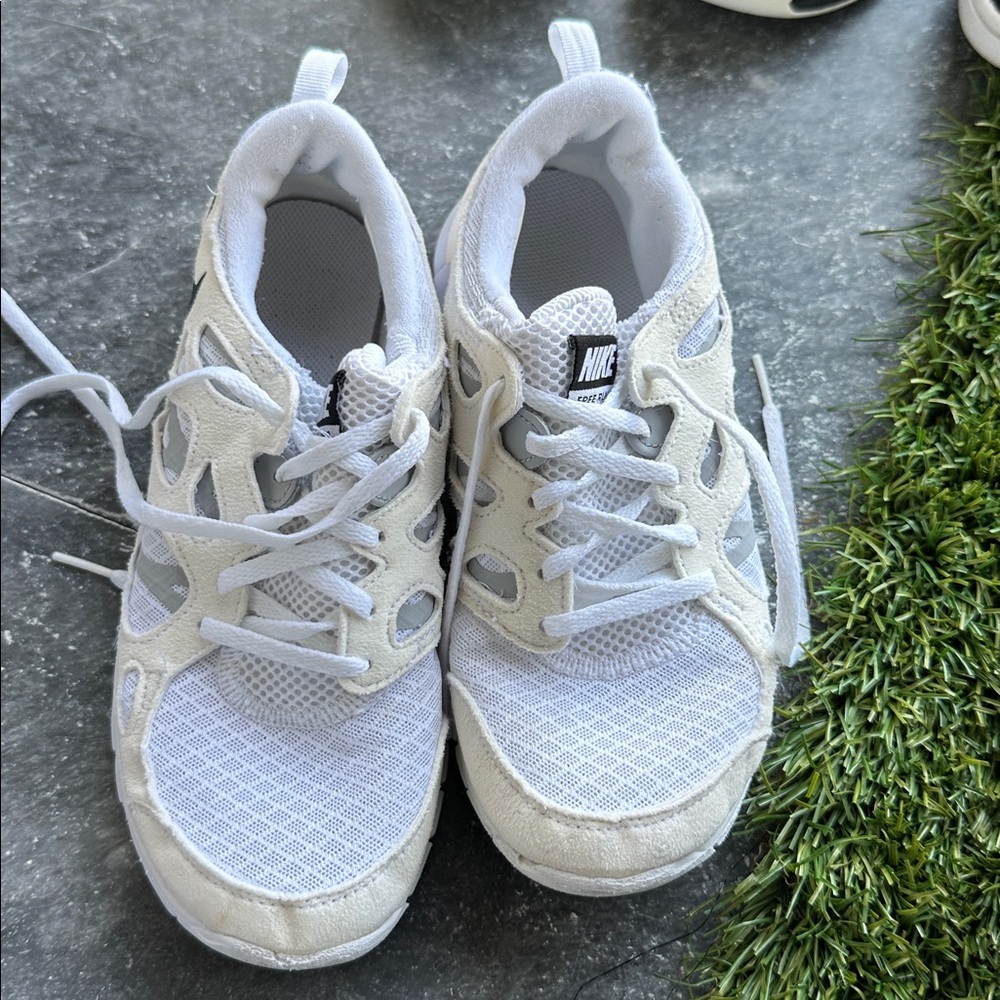 Nike White Mesh Sneakers